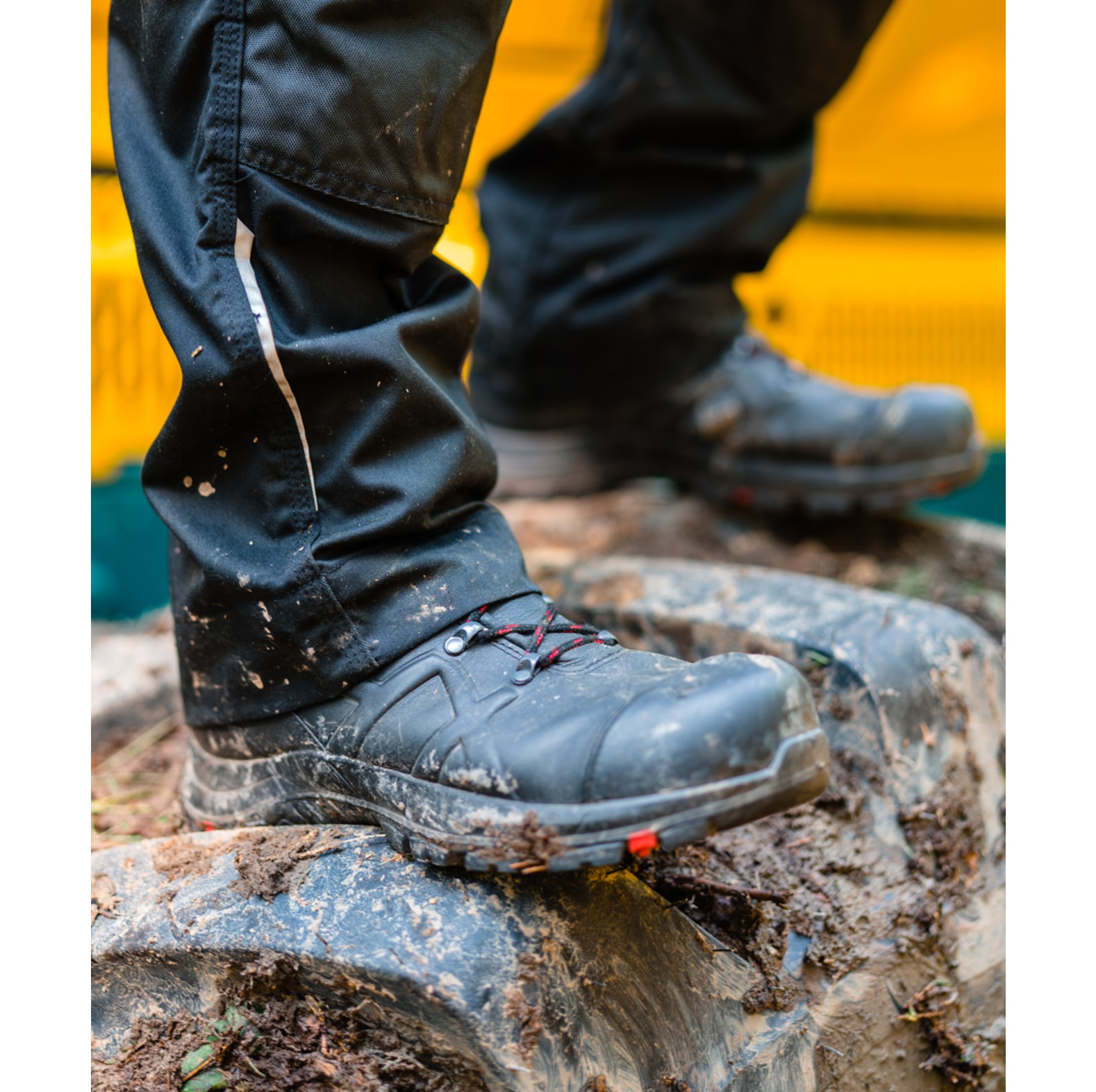 HAIX chaussures de scurit Black Eagle Safety 54 Mid - commander en ligne chez KOX | XX73407