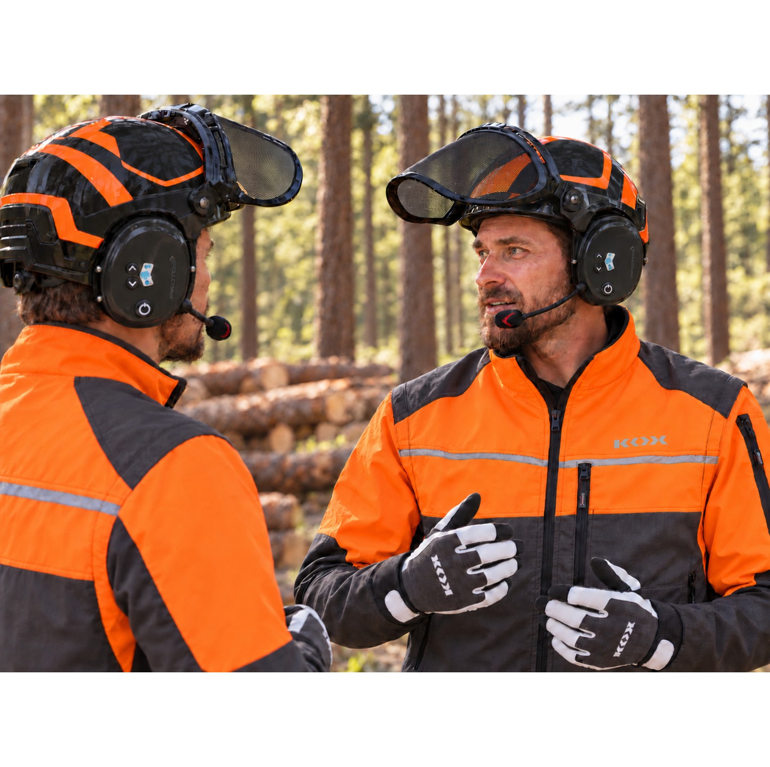 Syst�me de communication PROTOS� BT-COM noir avec technologie Bluetooth - commander en ligne chez KOX | XX74635