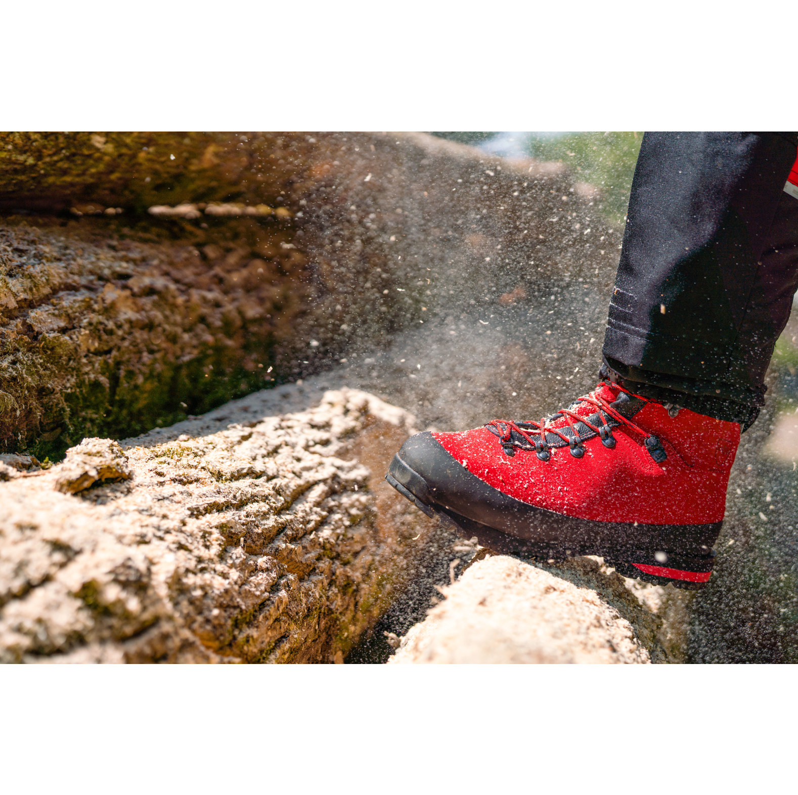 Bottes anti-coupures KOX DUE Rouge - commander en ligne chez KOX | XX73131