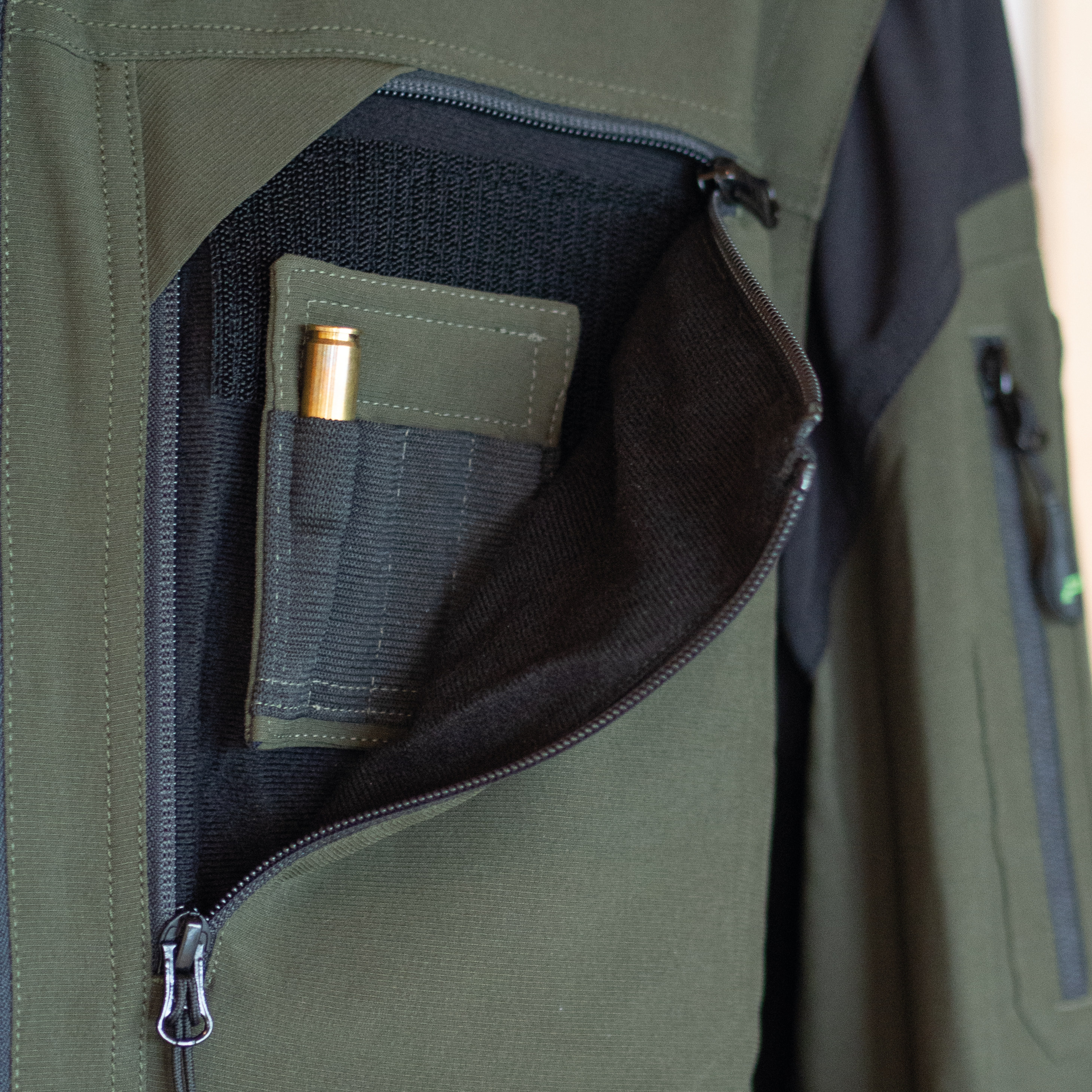 Veste thermique Vario PSS vert olive - commander en ligne chez KOX | XX71435