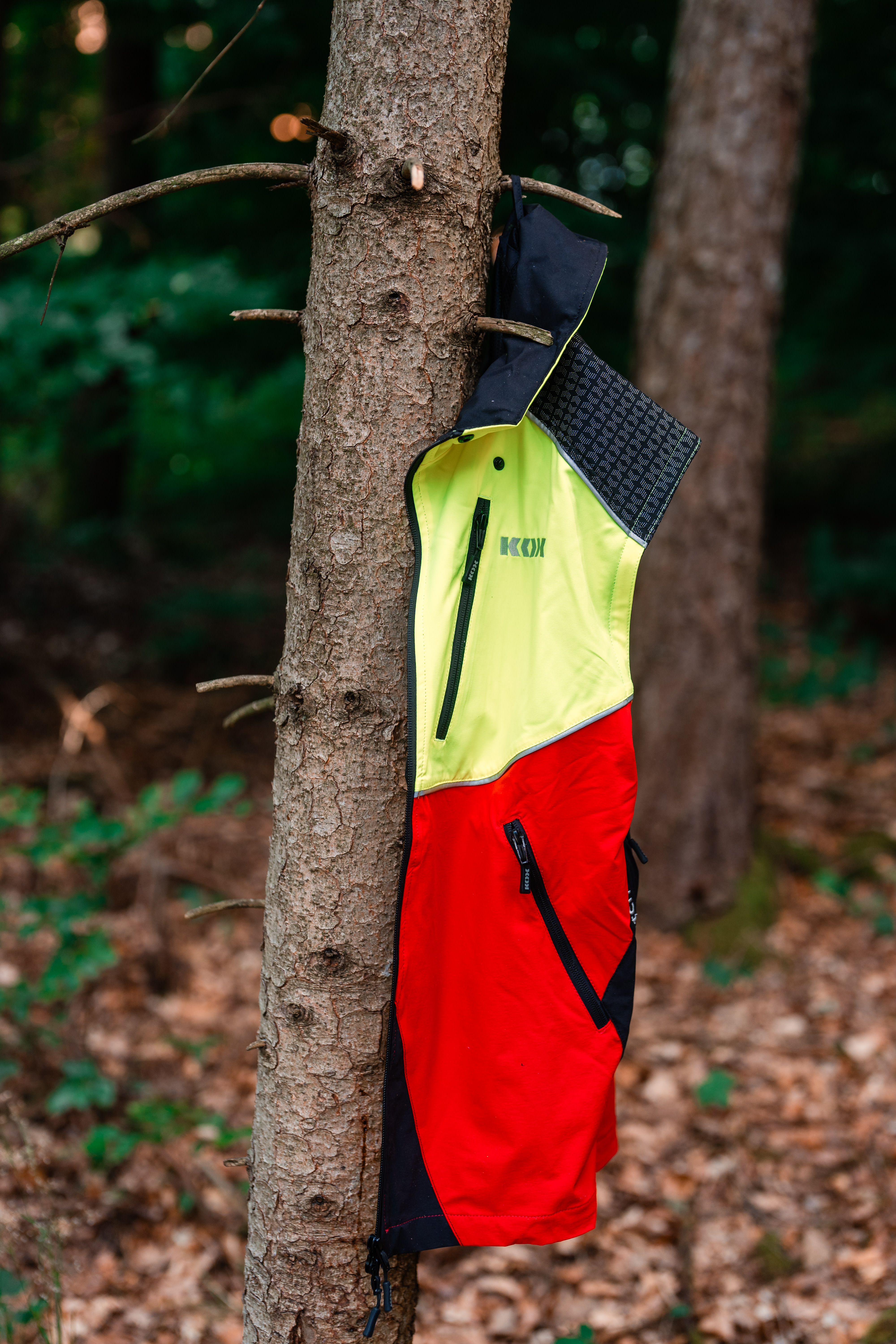 Veste foresti�re KOX Transform Stretch rouge/jaune Taille 46/48 - commander en ligne chez KOX | XX71434-01