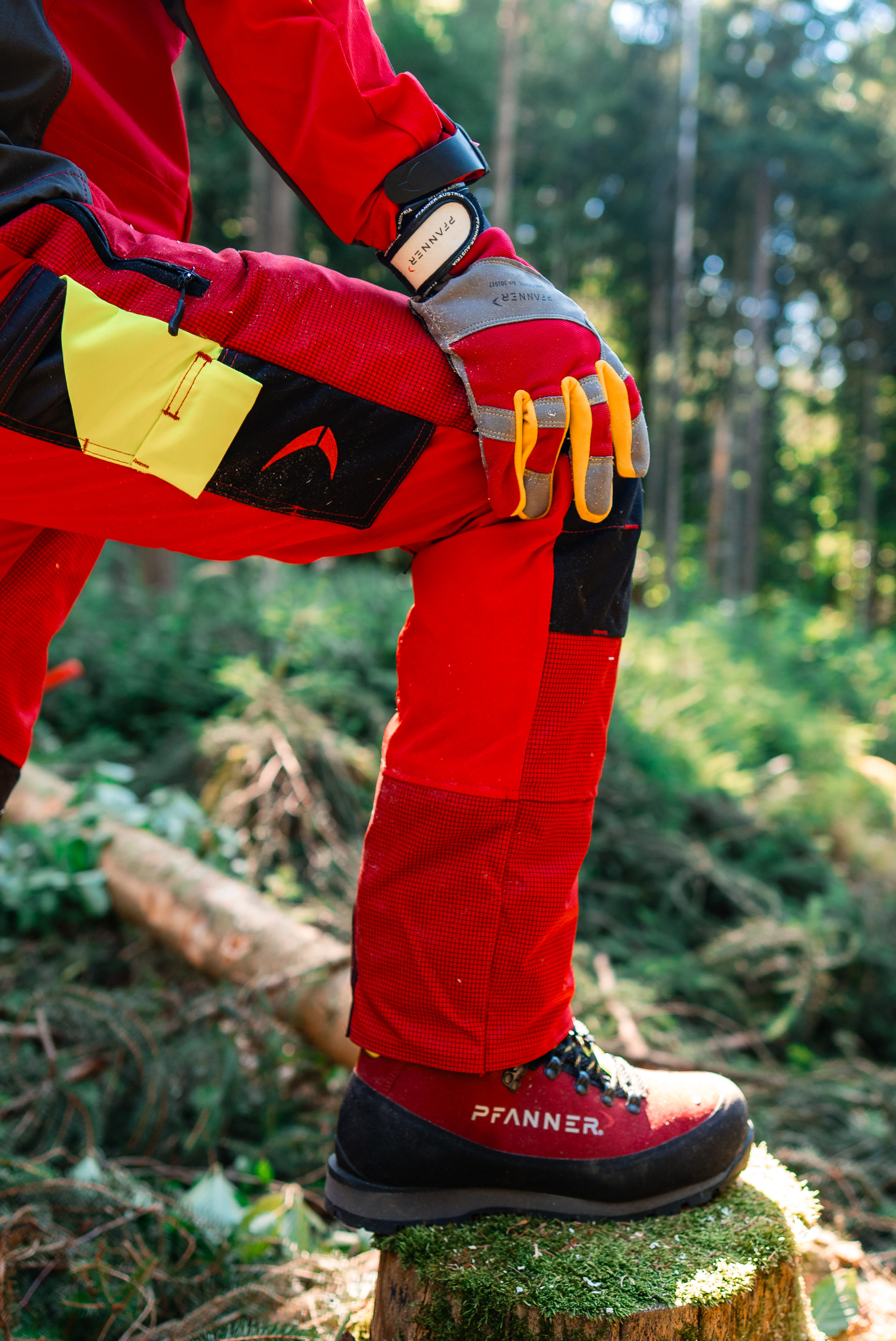 PFANNER Schnittschutzstiefel Nanoshield Silvretta Schwarz/Rot - bei KOX online bestellen | XX73144