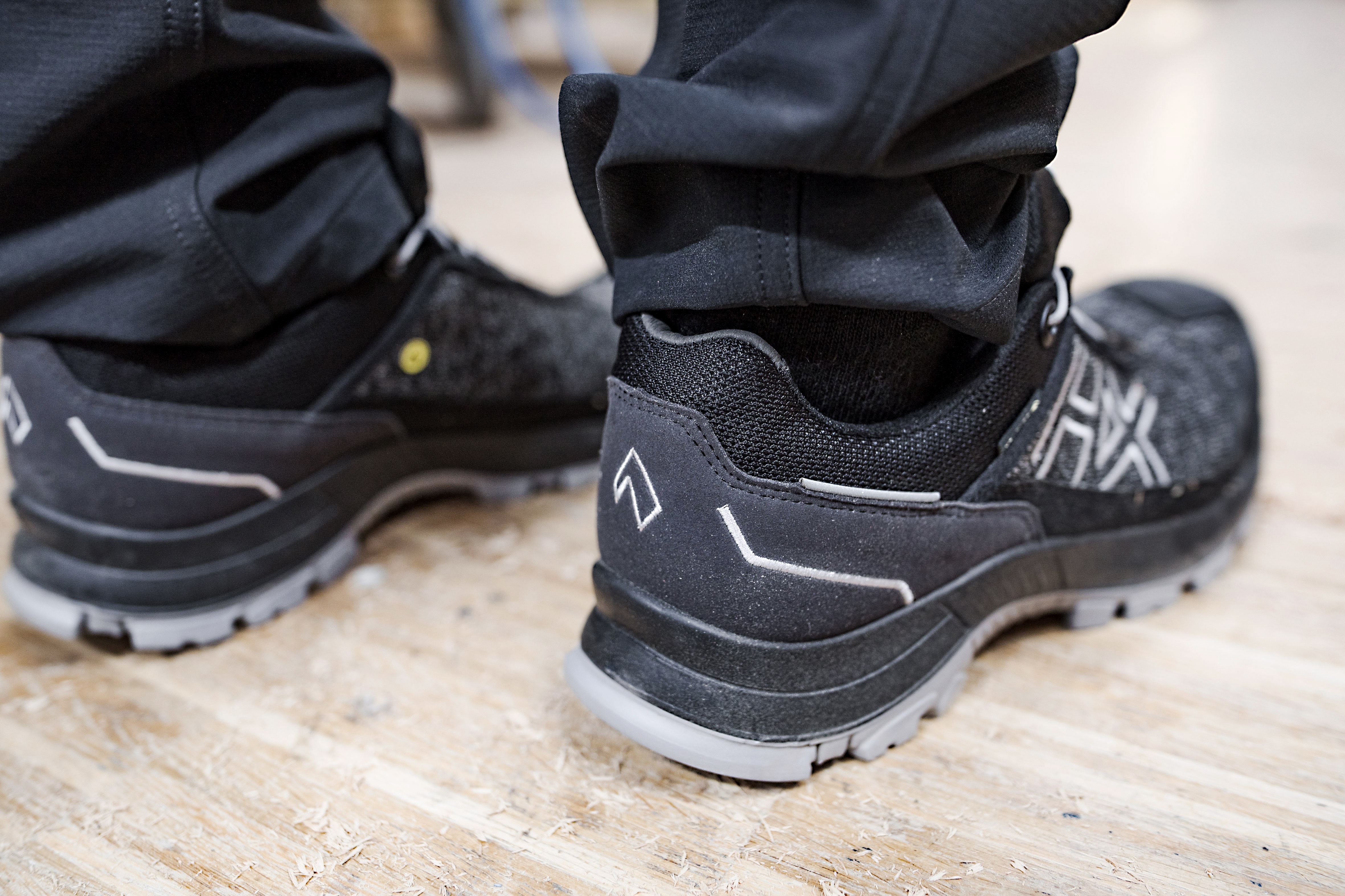 HAIX Arbeitsschuhe / Sicherheitsschuhe Black Eagle Safety 400 C GTX Grey - bei KOX online bestellen | XX73409