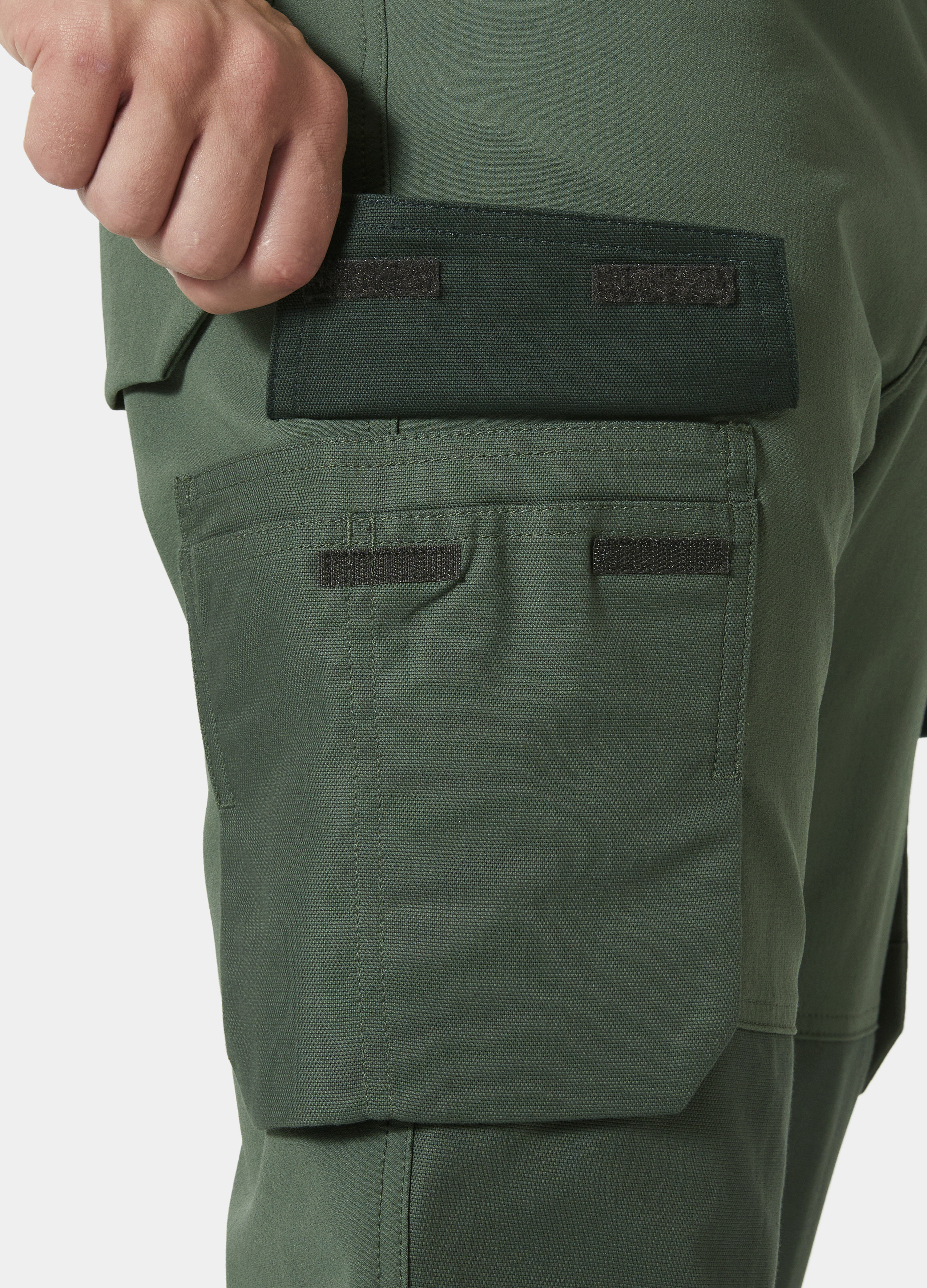 Pantalon de travail Helly Hansen Oxford 4X Cargo Spruce  / Darkest Spruce - commander en ligne chez KOX | XXHH77408GR