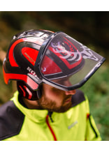 PROTOS Forsthelm / Schutzhelm KOX Edition mit Gehrschutz und Visier Integral Forest  Schwarz/Rot OneSize - bei KOX online bestellen | XX74130